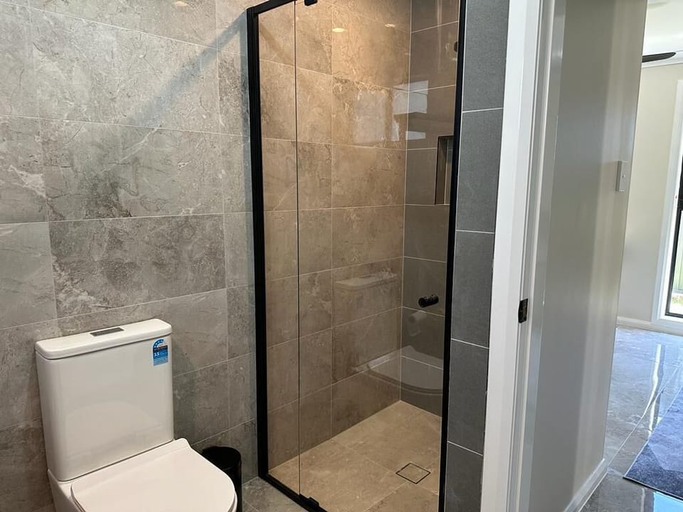 Family House | Bathroom