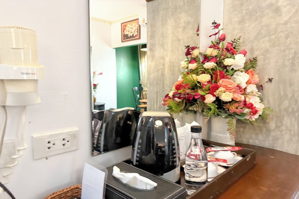 Desk, rollaway beds, free WiFi, bed sheets
