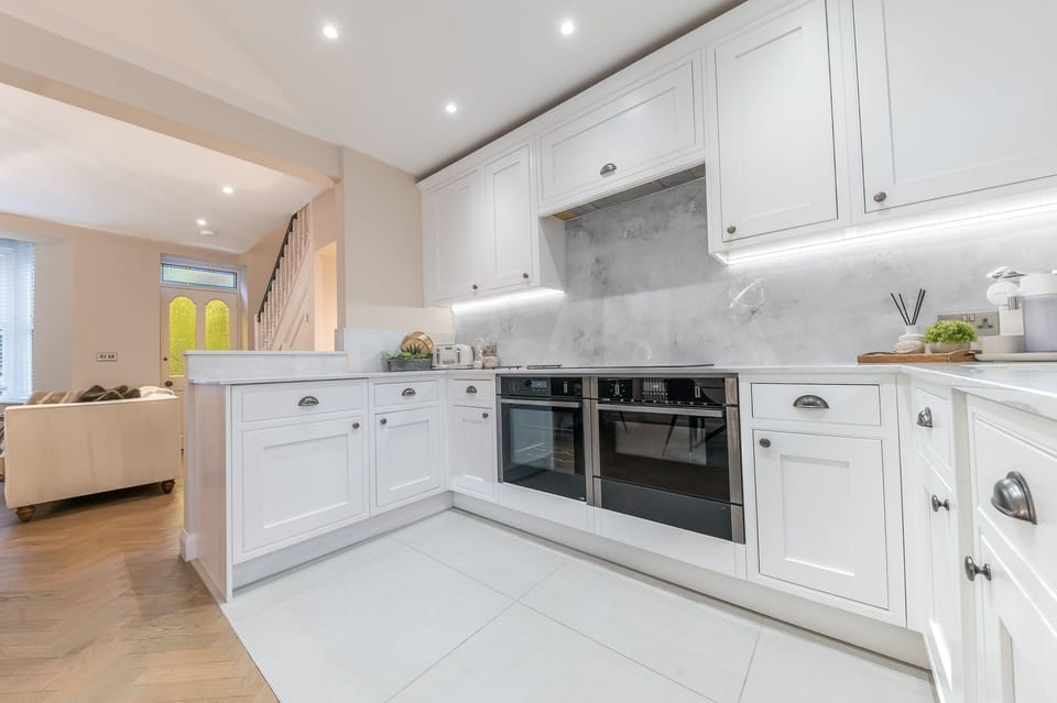 Heather Mere Cottage Bowness Kitchen