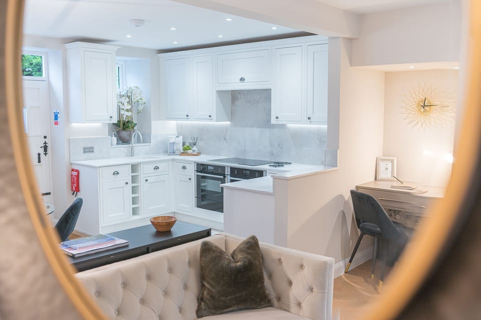 Heather Mere Cottage Bowness Kitchen