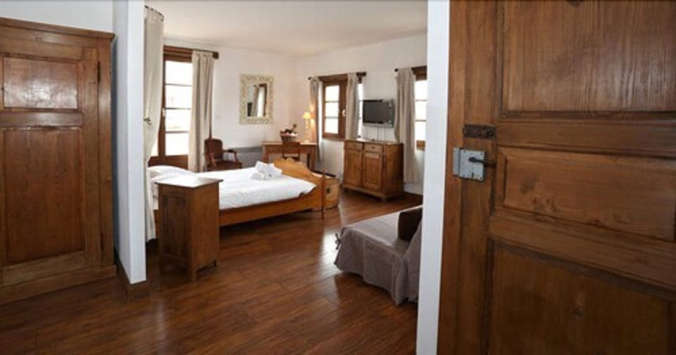 Desk, iron/ironing board (on request), cribs (free), WiFi (free)