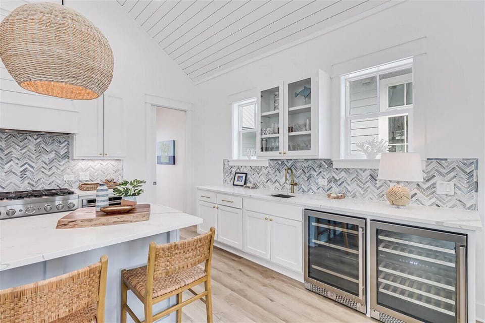 Kitchen, 2nd Floor