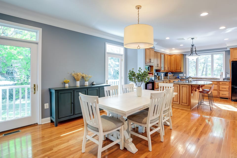 House (4 Bedrooms) | Interior