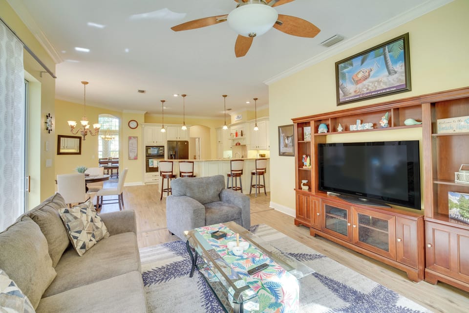House (4 Bedrooms) | Interior