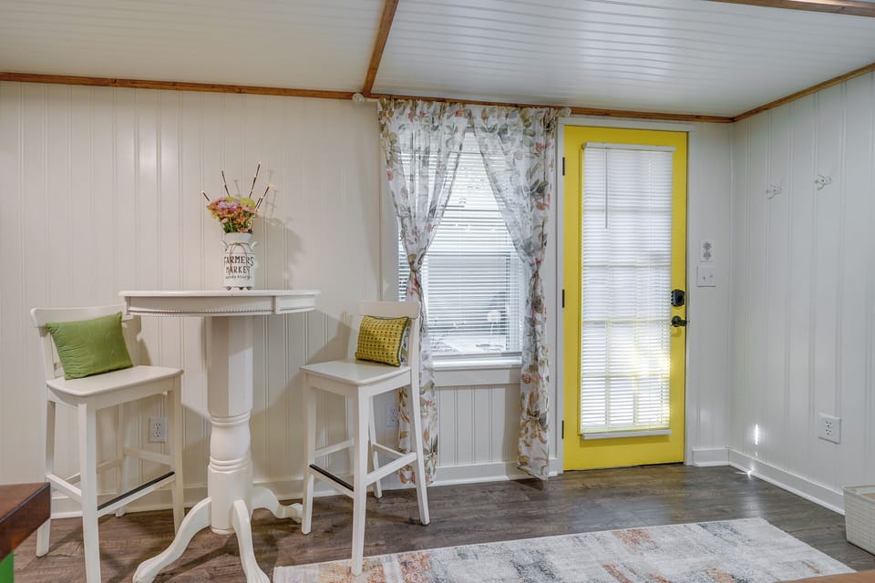Apartment (0 Bedroom) | Interior