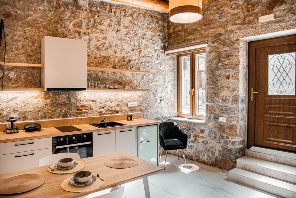 Galini Suite with Sea View | Private kitchen | Full-size fridge, microwave, oven, stovetop