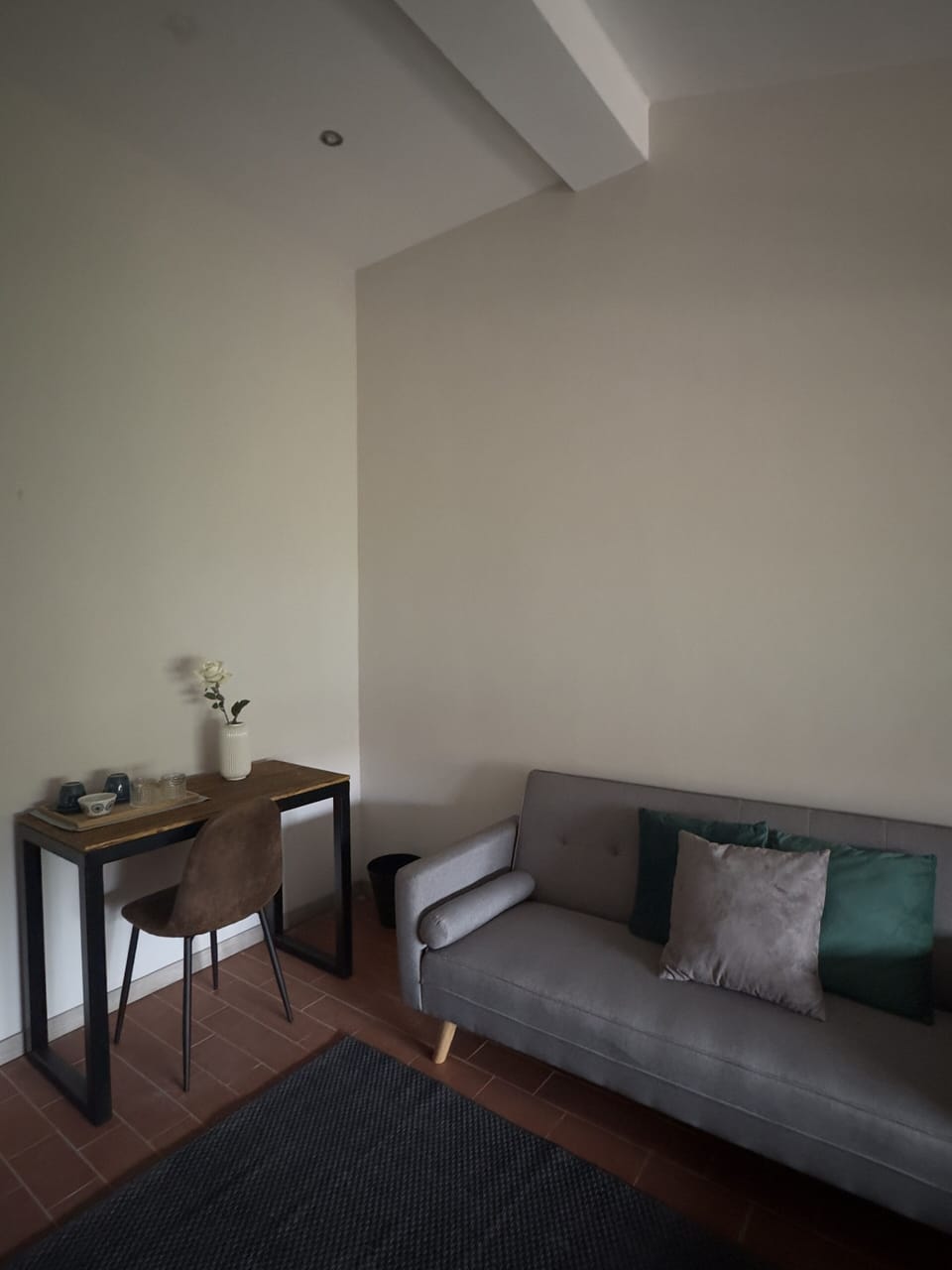 Superior Room | 1 bedroom, in-room safe, desk, iron/ironing board