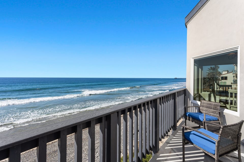 Private balcony overlooking the ocean