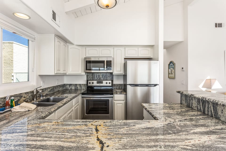 Spacious kitchen