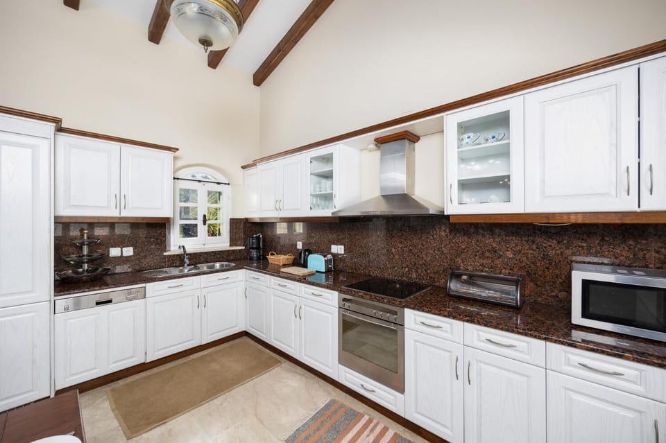 Equipped kitchen