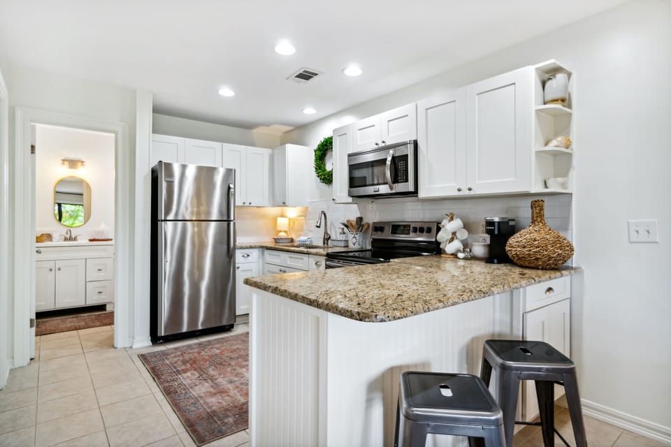 Condo, 1 Bedroom, Resort View | Private kitchen | Full-size fridge, microwave, oven, stovetop