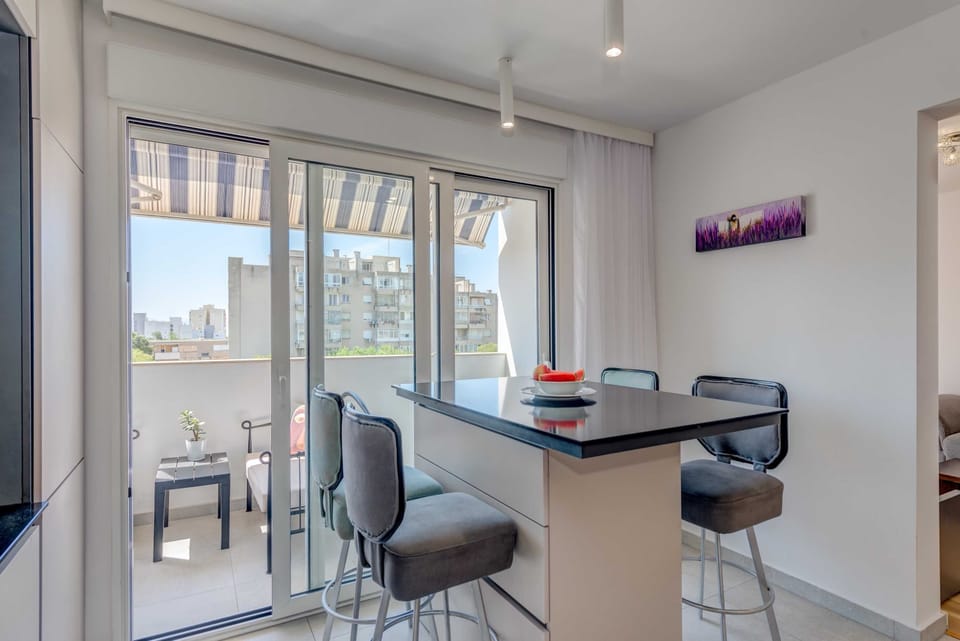 Apartment (Apartment1) | In-room dining