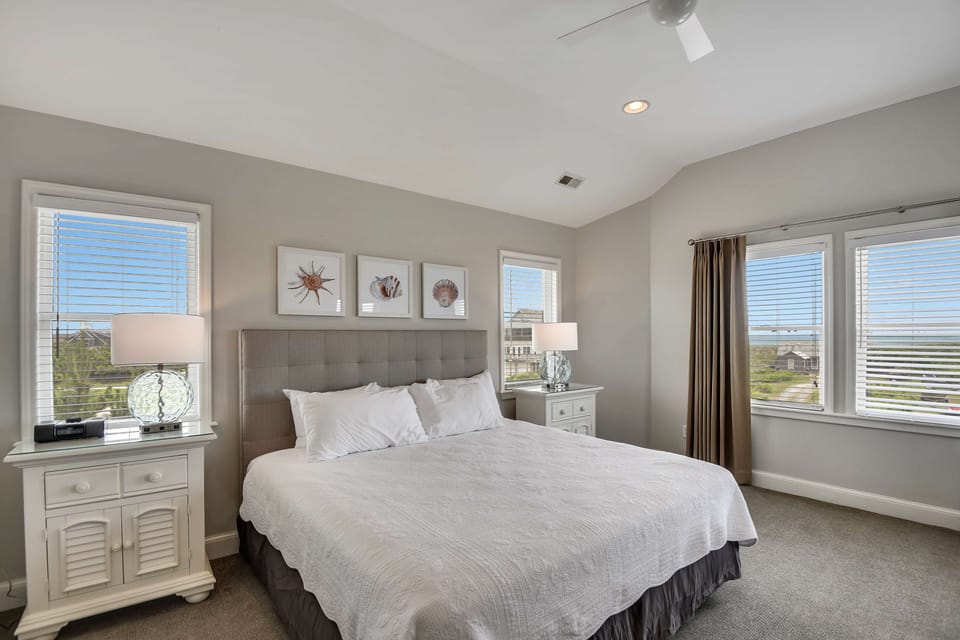 House, 4 Bedrooms (Evans) | Hypo-allergenic bedding, in-room safe, individually decorated