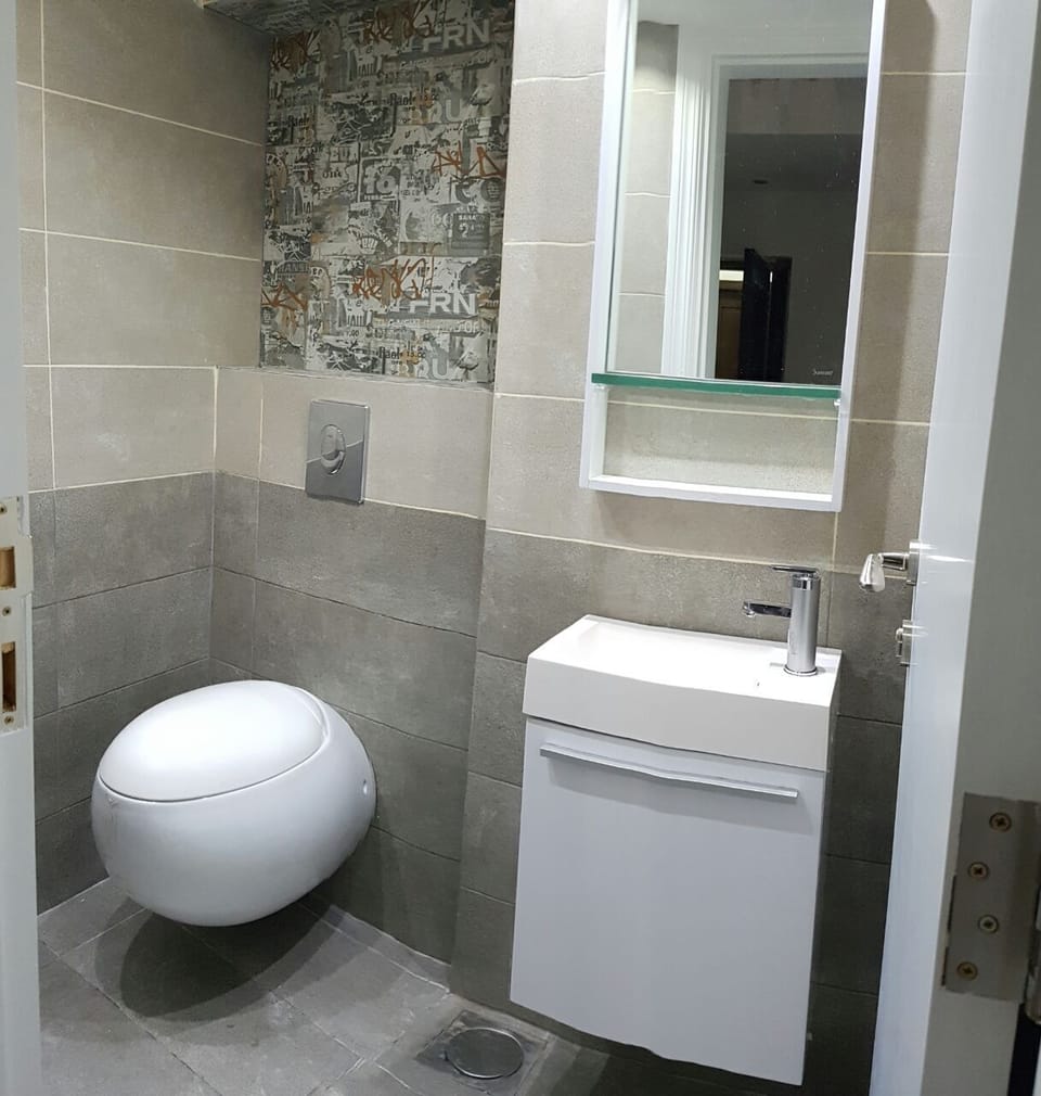 Duplex at Solemar Resort, Totally Renovated, Pools, Tennis, Basketball, Football Chalet in Africa