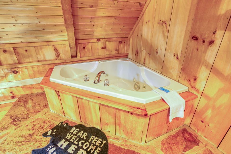 Jacuzzi Tub