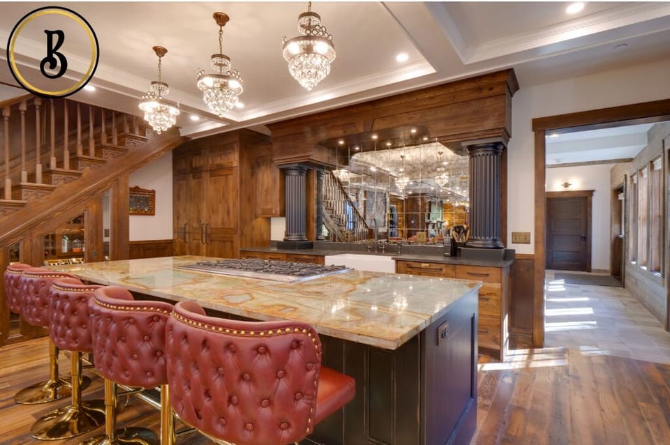 Kitchen & Island