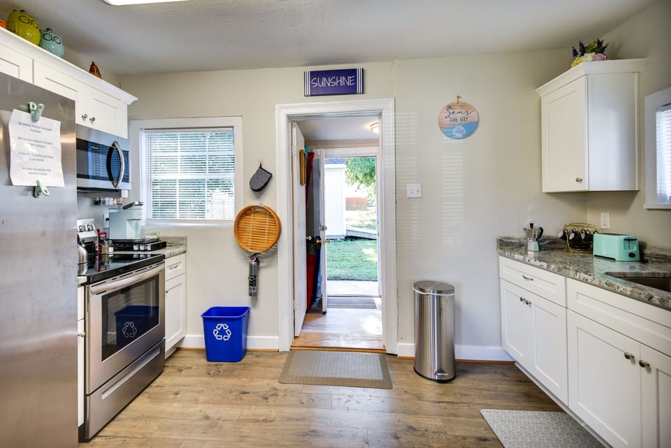 Fully Equipped Kitchen | Cooking Basics