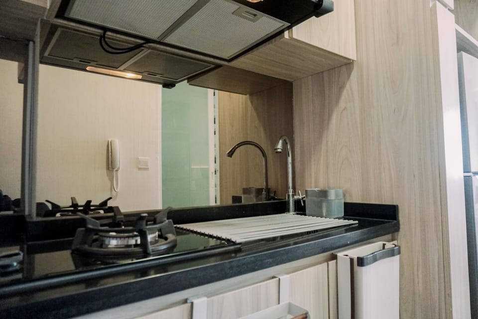 Studio | Private kitchen | Full-size fridge, stovetop
