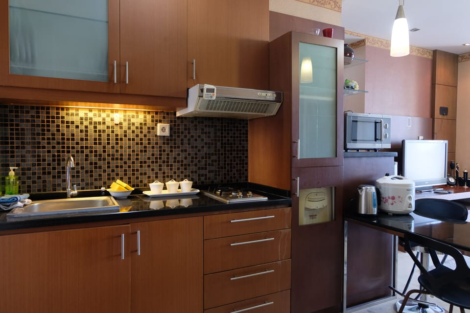 Apartment | Private kitchen | Full-size fridge, stovetop
