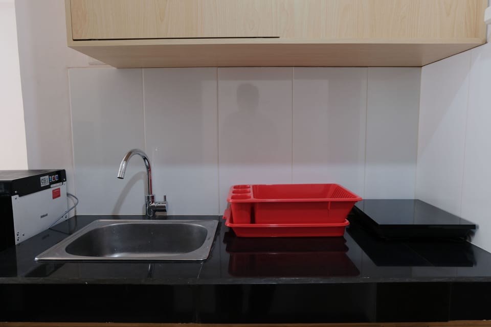 Apartment | Private kitchen | Full-size fridge, stovetop