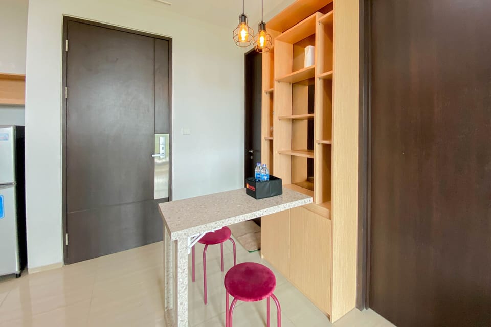 Apartment | Private kitchen | Full-size fridge, stovetop
