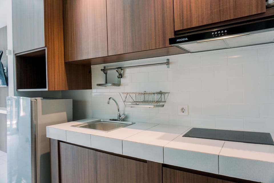 Studio | Private kitchen | Full-size fridge, stovetop, electric kettle