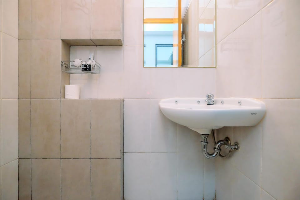 Comfortable And Simply Look 2Br Royal Heights Apartment Apartment in West Java