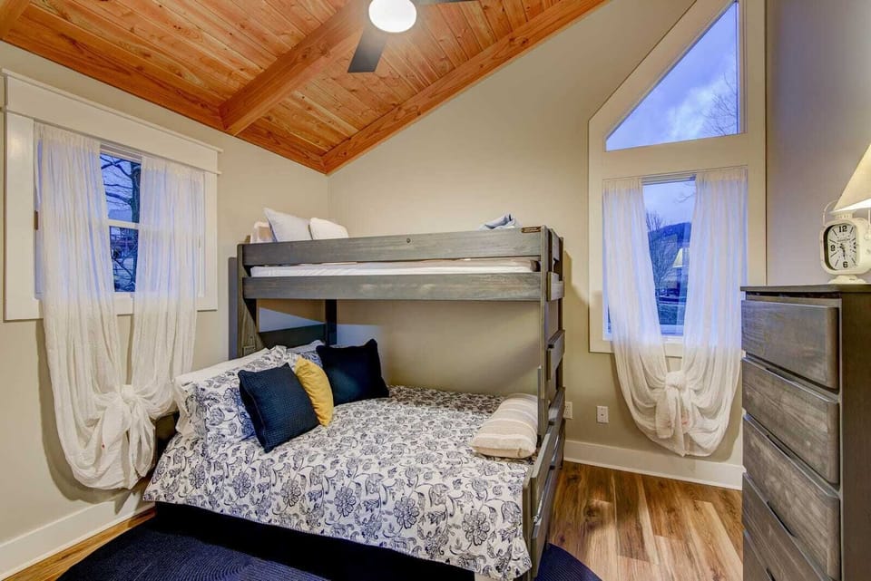 Second Upper Level Bunk Room with an XL Twin-Over-Queen Bunk Bed