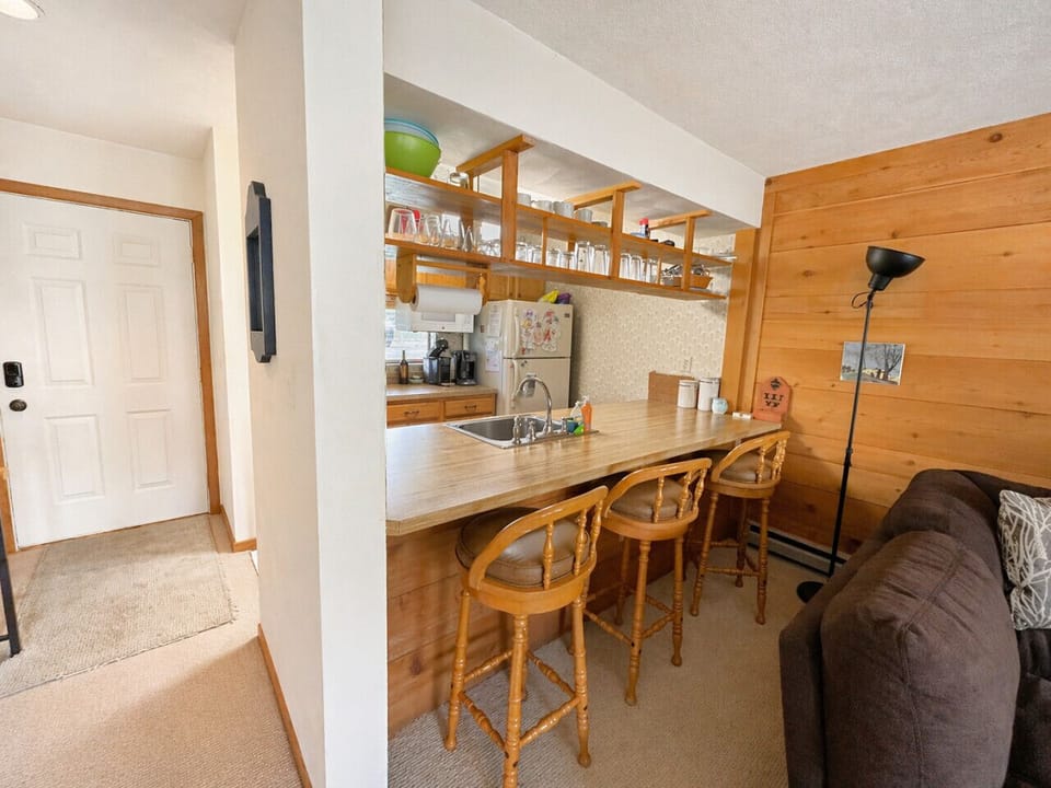 Breakfast bar is a great snack area