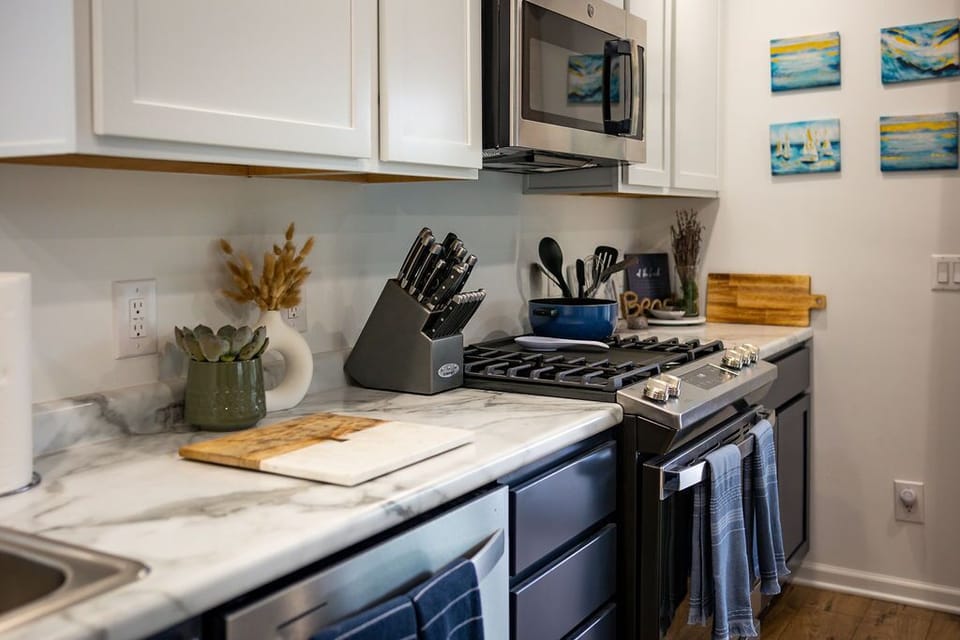 A gourmet kitchen for you to enjoy