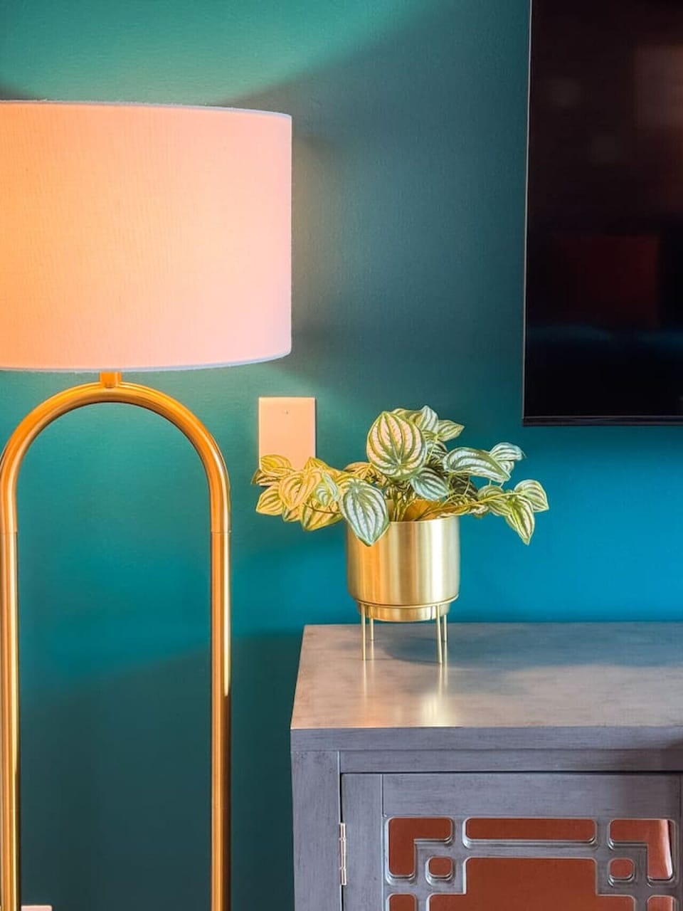 Beautiful decor throughout