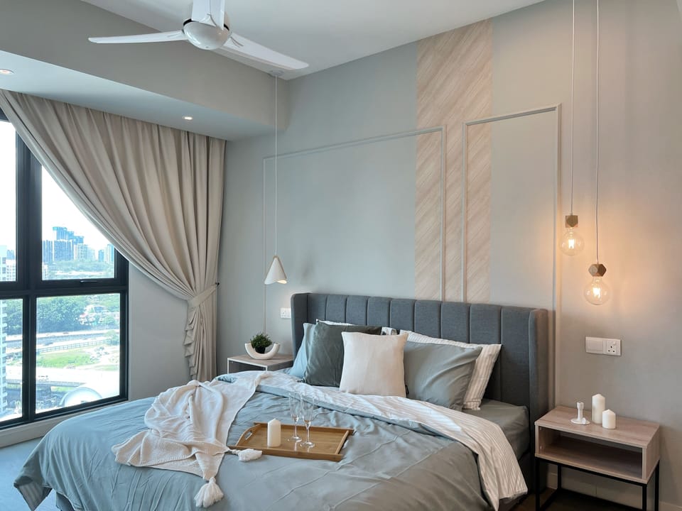 Designer King Suite | Blackout drapes, iron/ironing board, free WiFi, bed sheets