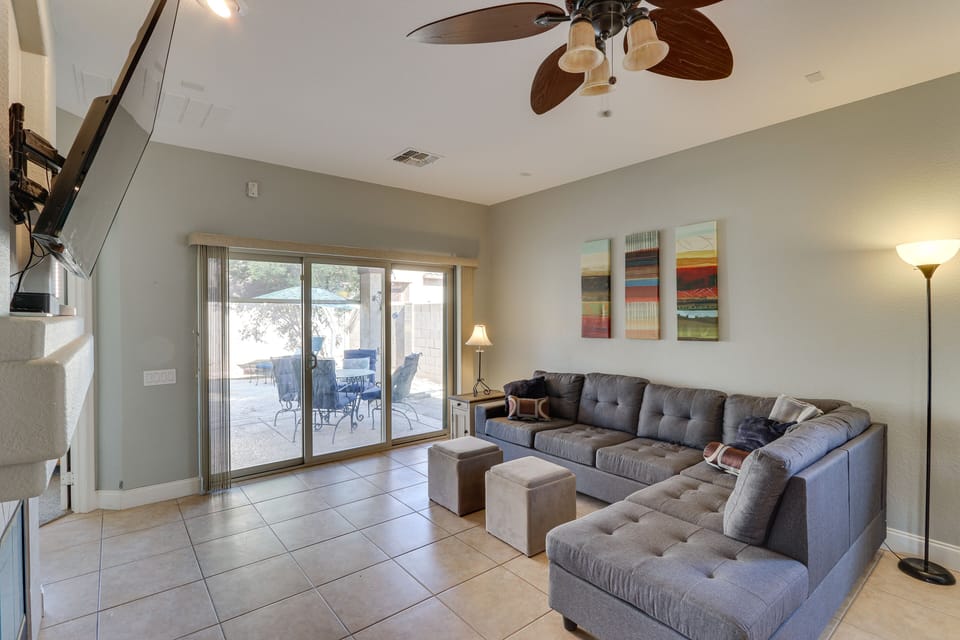 Living Room | Smart TV | Central A/C
