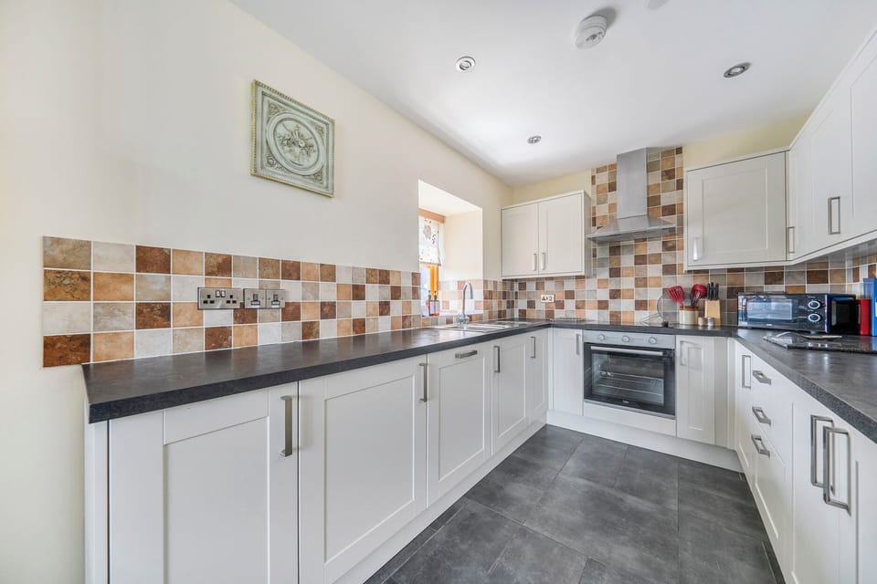 Fridge, dishwasher, electric kettle, toaster