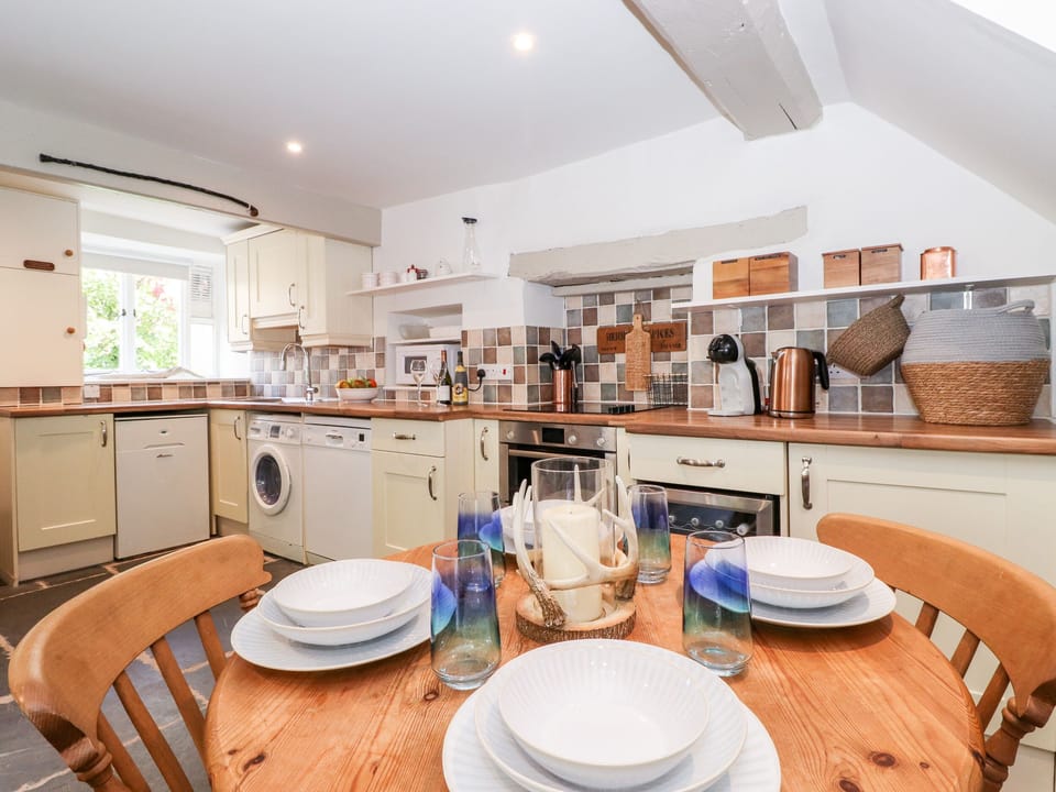 Fridge, dishwasher, electric kettle, toaster