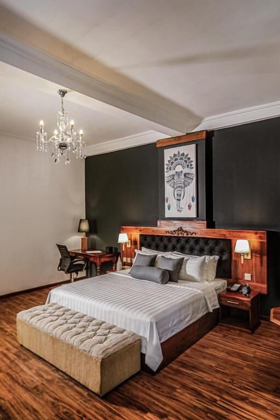 Deluxe Villa | In-room safe, individually decorated, individually furnished, desk