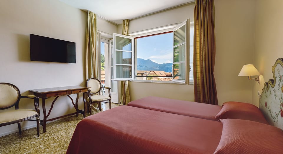 Family Room | In-room safe, free WiFi, bed sheets