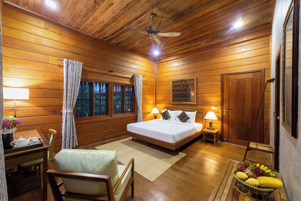 Premium bedding, pillowtop beds, minibar, in-room safe