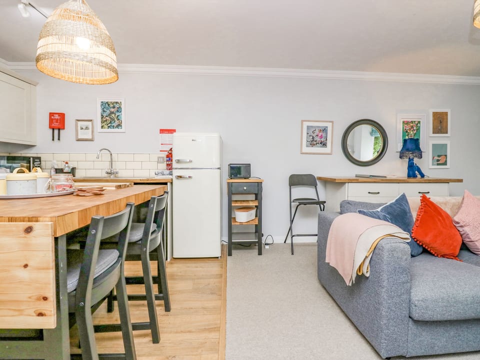 Fridge, dishwasher, electric kettle, toaster