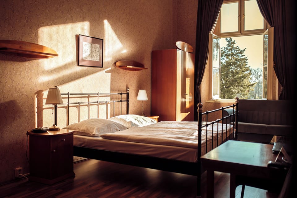 Comfort Double or Twin Room | In-room safe, desk, cribs/infant beds, free WiFi