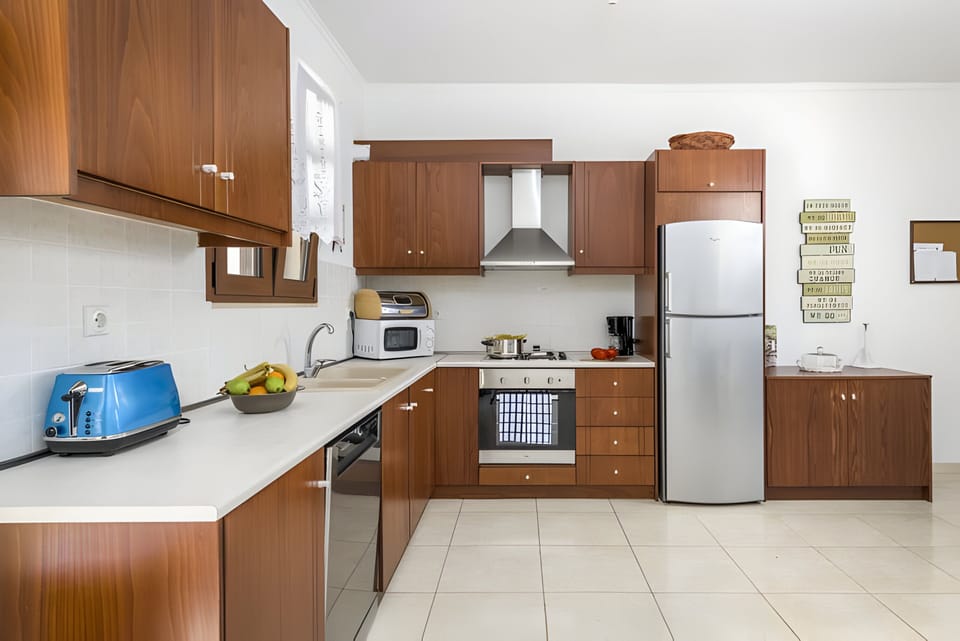 Villa, 2 Bedrooms, Mountain View | Private kitchen | Coffee/tea maker, electric kettle
