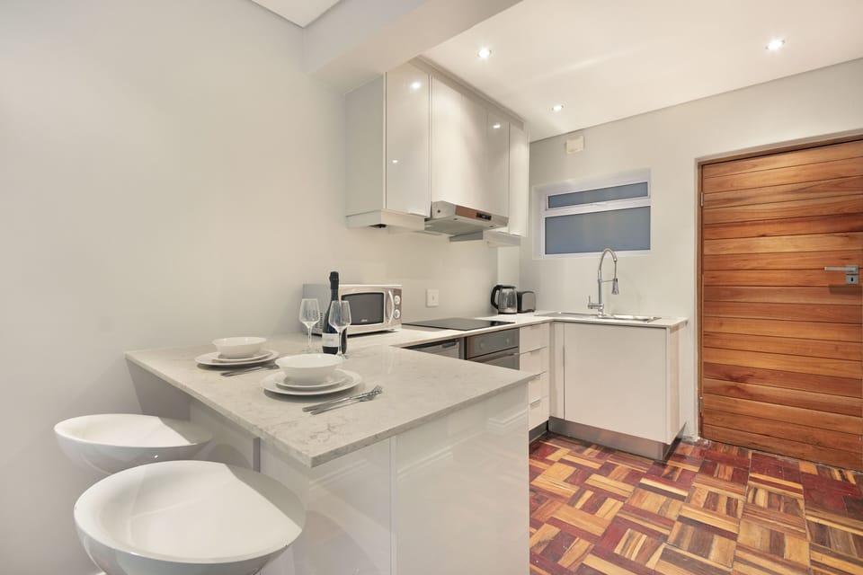 Apartment (0 Bedroom) | Interior