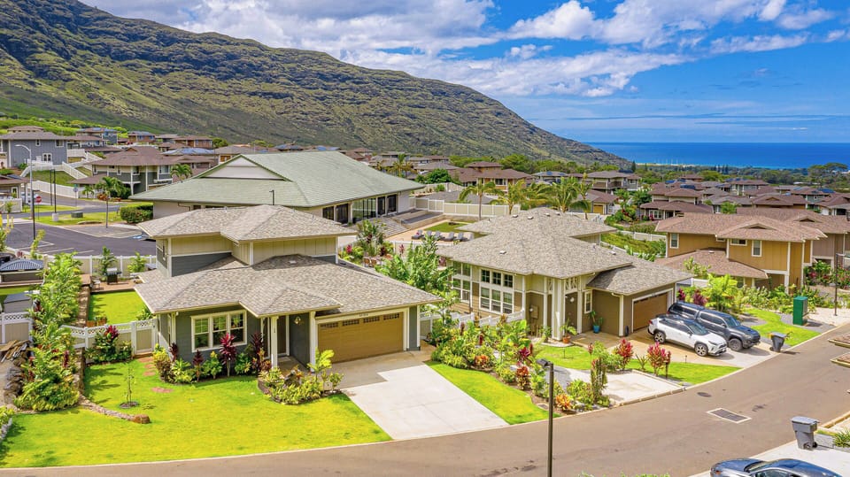 Set back in the Valley, but close to Ocean Blue!