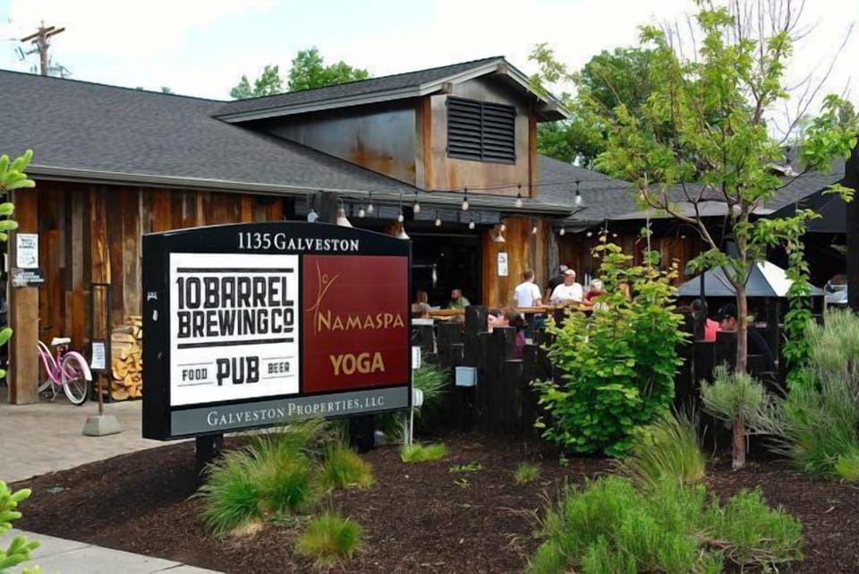 10 Barrel Brewing