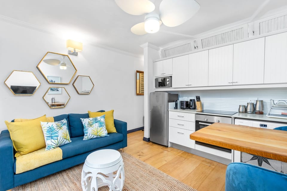 Apartment (0 Bedroom) | Interior