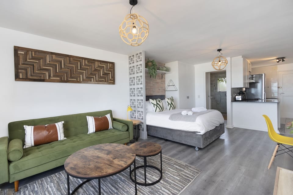 Apartment (0 Bedroom) | Interior