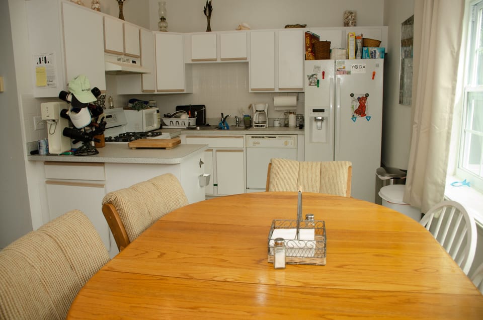 Kitchen and dining area, second floor