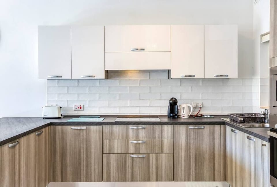 Kitchen (1)