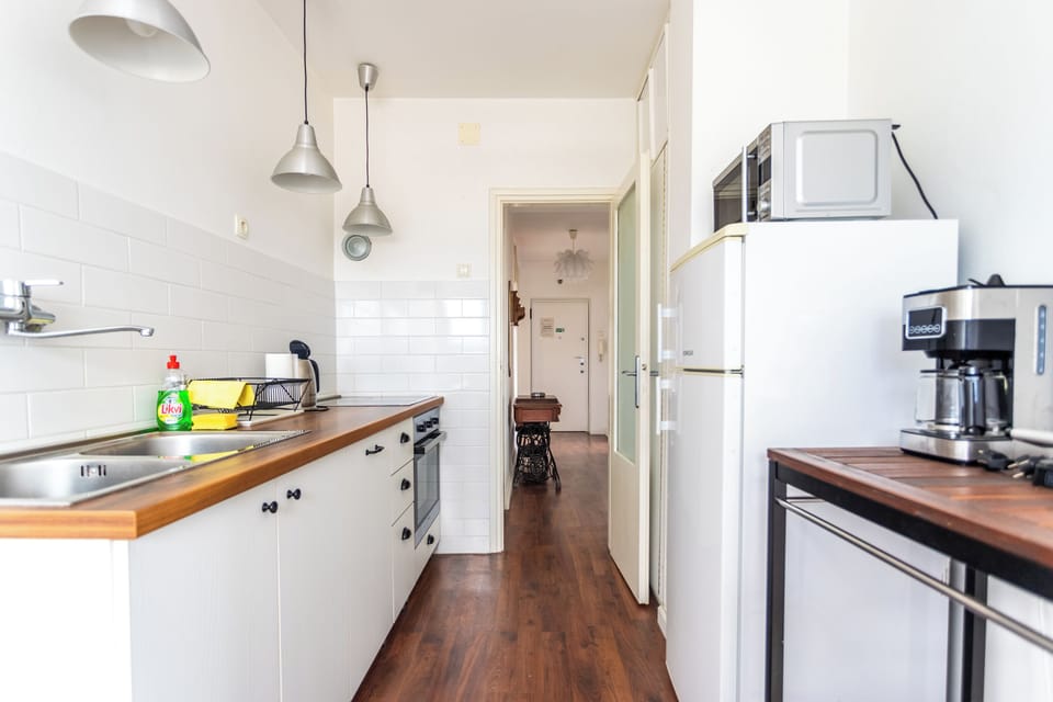 Apartment | Private kitchen | Full-size fridge, microwave, oven, stovetop