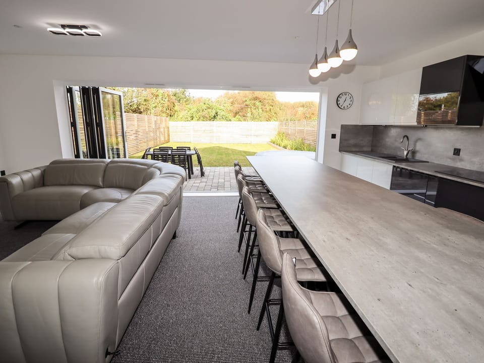 Cottage | Interior
